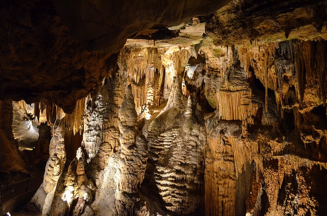  Caving routes